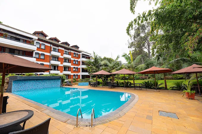 Heri heights, kolobot drive. — Kolobot drive, near Statehouse girls, Arboretum 